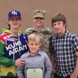 Meet your Posher, Seth